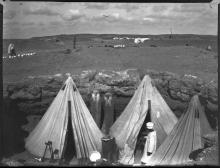 Image PMAN3528 is a picture of Petrie’s camp at Sedment where Captain Edward Eustace Miller worked in the 1920-21 season. 